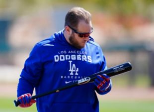 Connected With... Max Muncy